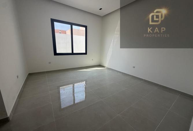 127930189 - Property Image 3