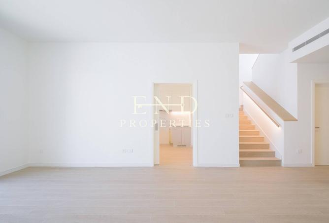 145057828 - Property Image 2