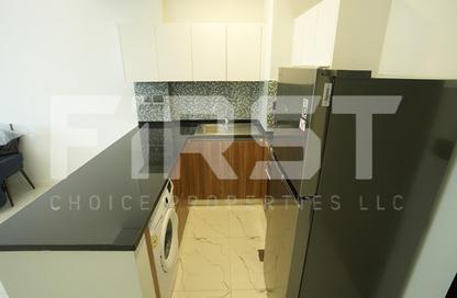 Apartment - 2 Bedrooms - 2 Bathrooms for rent in The Gate - Masdar City - Abu Dhabi