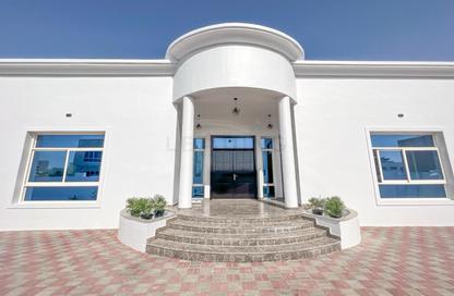 Villa - 4 - 5 for rent in Al Quoz 2 - Al Quoz - Dubai