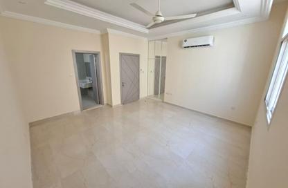 Villa - 4 - 5 for rent in Al Zaheya Gardens - Al Zahya - Ajman