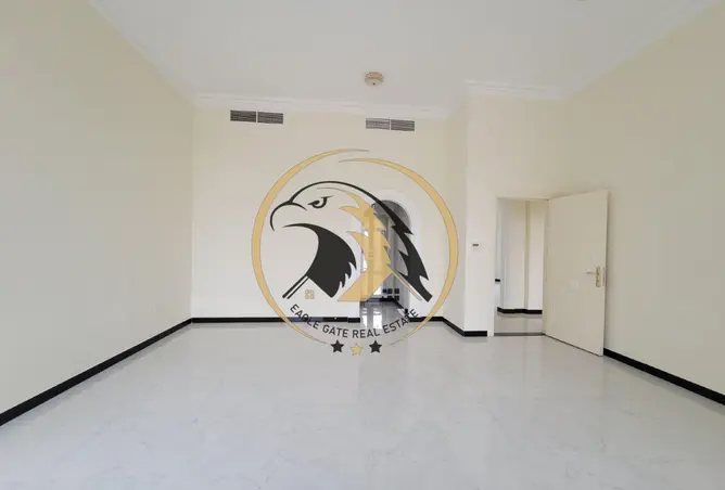 155589616 - Property Image 2