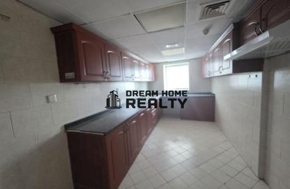 Apartment - 2 Bedrooms - 3 Bathrooms for rent in Al Khan Corniche - Al Khan - Sharjah Apartment - 2 Bedrooms - 3 Bathrooms for rent in Al Khan Corniche - Al Khan - Sharjah