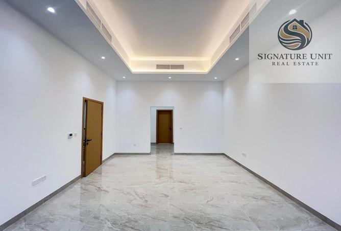 57382088 - Property Image 3