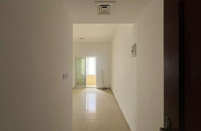 Apartment - 1 Bedroom - 1 Bathroom for rent in Al Qulaya'ah - Al Sharq - Sharjah