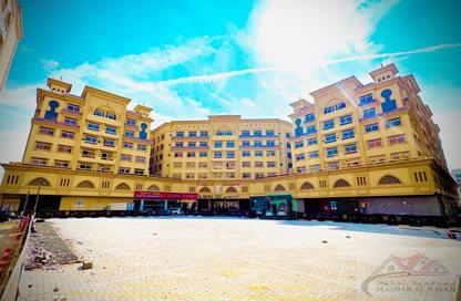 Apartment - 1 Bedroom - 2 Bathrooms for rent in Muwailih Building - Muwaileh - Sharjah