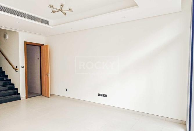 70696190 - صورة العقار 3