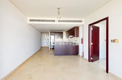 شقة - غرفة نوم - 2 حمامات للايجار في سكاي جاردنز - مركز دبي المالي العالمي - دبي