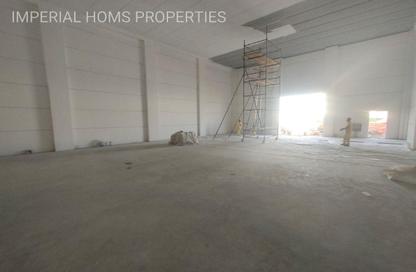 Warehouse - Studio - 1 Bathroom for rent in Umm Al Thuoob - Umm Al Quwain