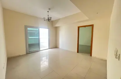 Apartment - 1 Bedroom - 1 Bathroom for rent in New Al Taawun Road - Al Taawun - Sharjah