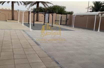 Villa - 3 - 3 for rent in Al Khabisi - Al Ain