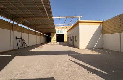مستودع - استوديو - 2 حمامات للايجار في مبني علي موسى - الصجعة الصناعية - الصجعة - الشارقة