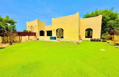 Townhouse - 3 Bedrooms - 4 Bathrooms for rent in Sas Al Nakheel Village - Sas Al Nakheel - Abu Dhabi