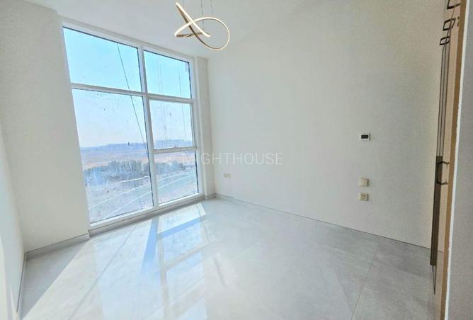 82382209 - Property Image 3