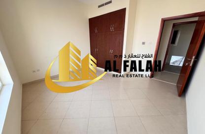 شقة - 3 غرف نوم - 3 حمامات للايجار في شارع التعاون الجديد - التعاون - الشارقة