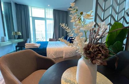 Apartment - Studio - 1 Bathroom for rent in Damac Maison Prive A - Damac Maison Prive - Business Bay - Dubai