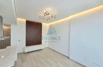 Apartment - 1 Bedroom - 2 Bathrooms for rent in The East Crest by Meteora - District 17 - Jumeirah Village Circle - Dubai