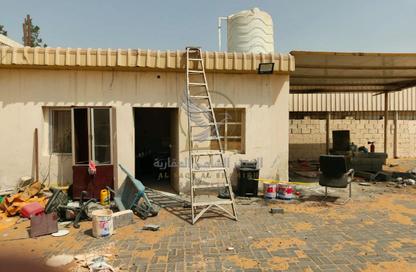 Warehouse - Studio - 1 for rent in Al Sajaa S - Al Sajaa - Sharjah