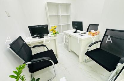 Office Space - Studio - 1 Bathroom for rent in Reem Residency - Al Karama - Dubai