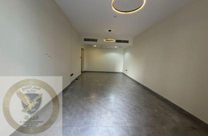 Apartment - 2 Bedrooms - 3 Bathrooms for rent in Al Khan Lagoon - Al Khan - Sharjah