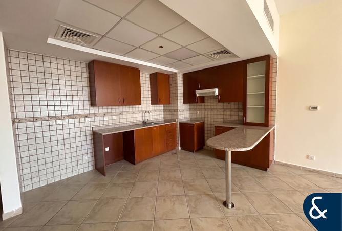 142370760 - Property Image 2