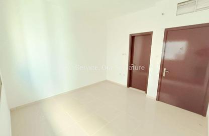 Apartment - 1 Bedroom - 2 Bathrooms for rent in New Al Taawun Road - Al Taawun - Sharjah