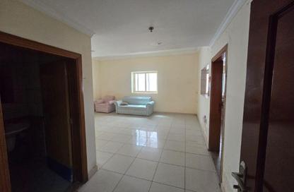 Apartment - 1 Bedroom - 2 Bathrooms for rent in Al Butina - Sharjah