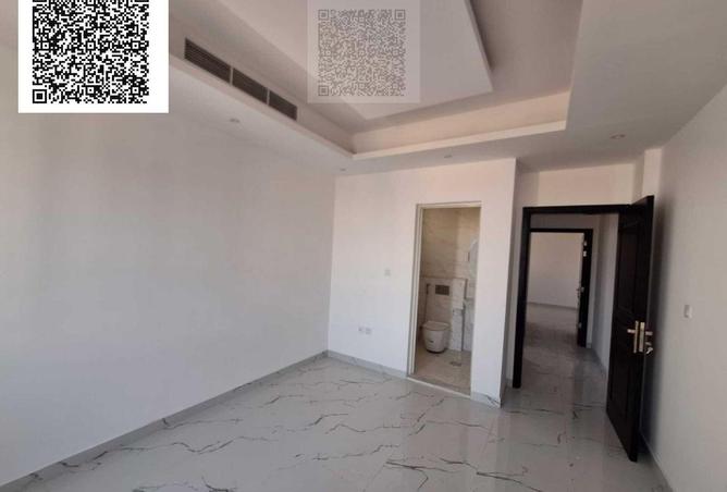 83660855 - Property Image 2