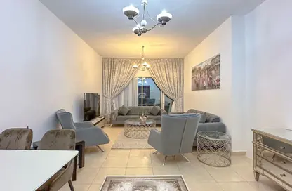 Apartment - 3 Bedrooms - 3 Bathrooms for rent in Al Khan Lagoon - Al Khan - Sharjah