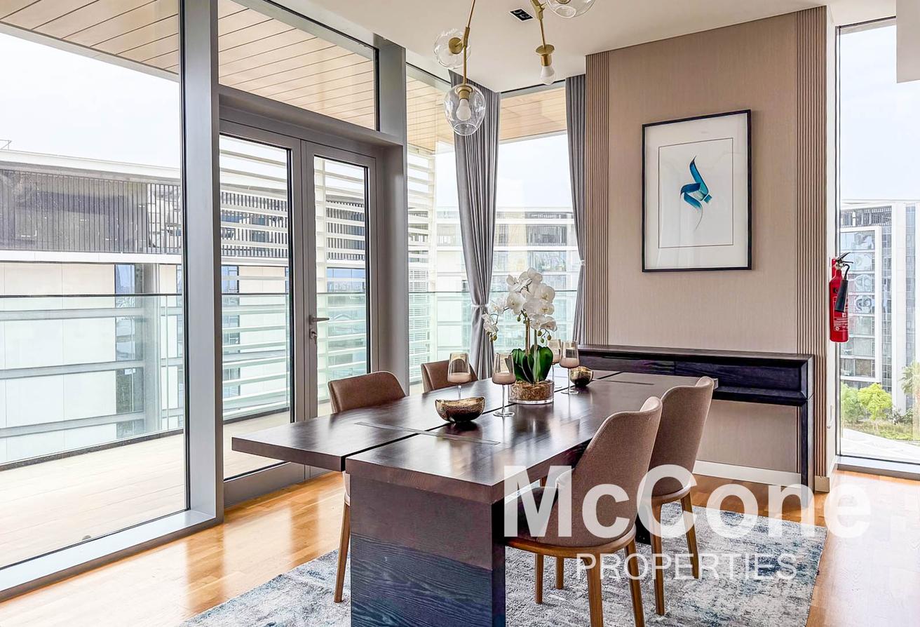 Spacious and Modern | Furnished | Price Reduced photo 9