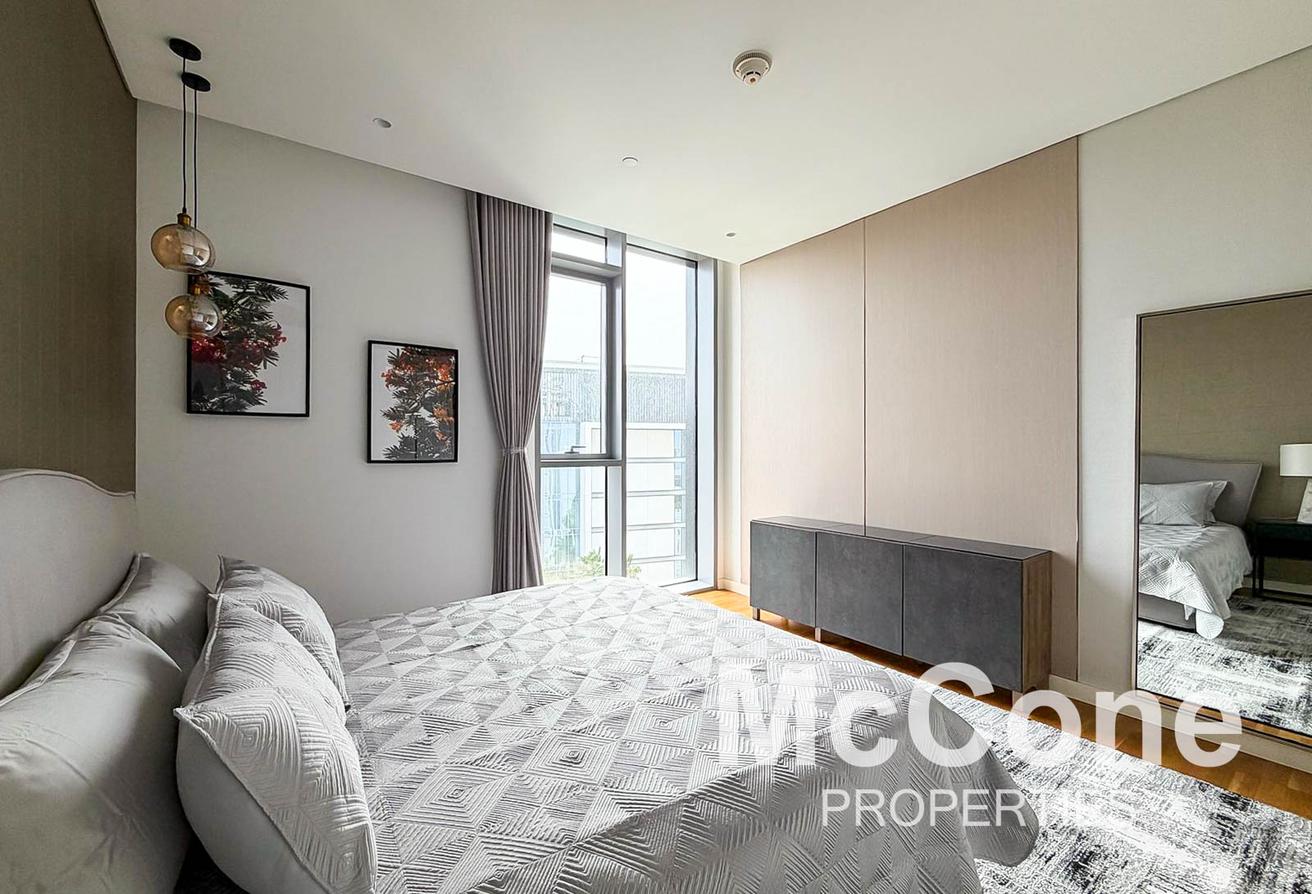 Spacious and Modern | Furnished | Price Reduced photo 16