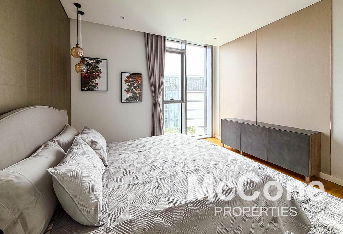 Spacious and Modern | Furnished | Price Reduced photo 23