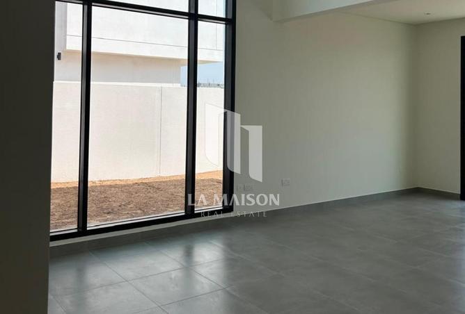 125182301 - Property Image 3