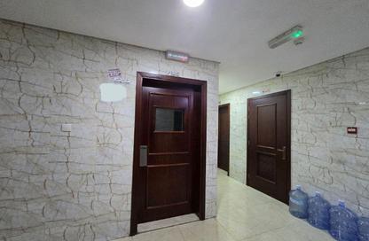 عمارة بالكامل - استوديو - 8 حمامات للبيع في الجرف الصناعية 2 - الجرف الصناعية - عجمان