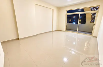 Apartment - 1 Bedroom - 2 Bathrooms for rent in Muweileh Community - Muwaileh Commercial - Sharjah