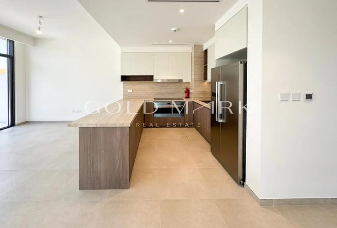 60907930 - Property Image 3