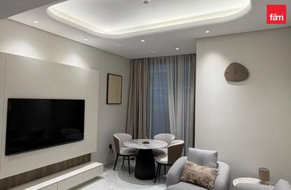 شقة - 1 - 1 للايجار في سكاي هيلز ريزيدنسز 1 - سكاي هيلز ريسيدنزيس - حديقة دبي العلميه - دبي