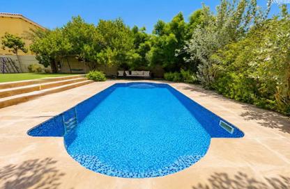 Villa - 4 Bedrooms - 5 Bathrooms for rent in Jumeirah Park - Dubai
