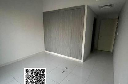 Apartment - 2 Bedrooms - 3 Bathrooms for rent in Al Khan Lagoon Tower - Al Khan Lagoon - Al Khan - Sharjah