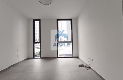 Apartment - Studio - 1 for rent in The Solo - Aljada - Sharjah