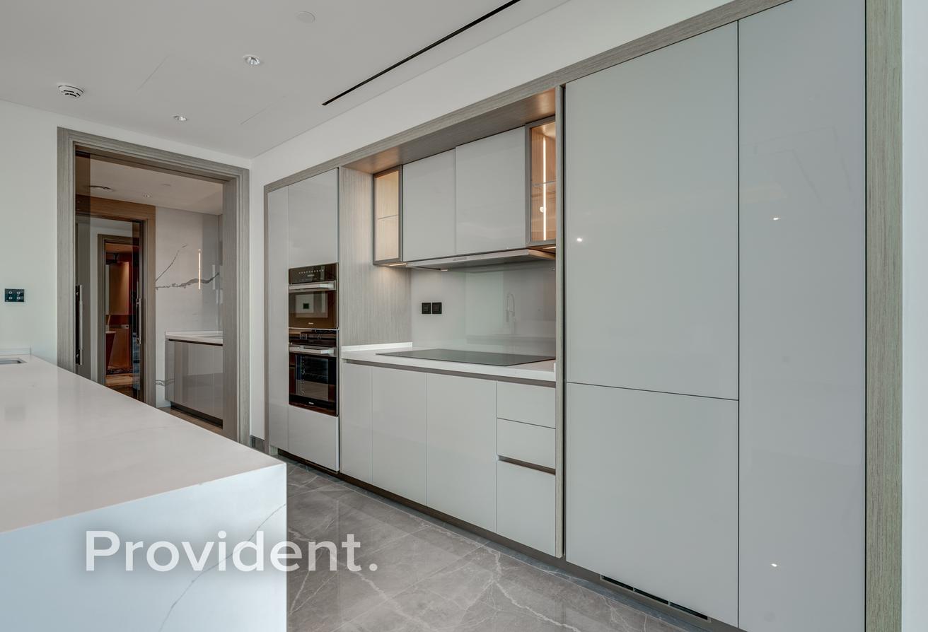 Brand New | High Floor | Multiple Options photo 6