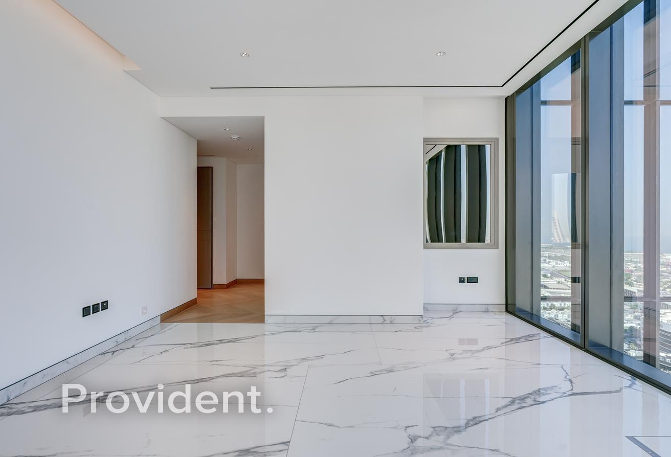 Brand New | High Floor | Multiple Options photo 24