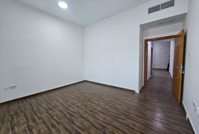 101711138 - Property Image 2