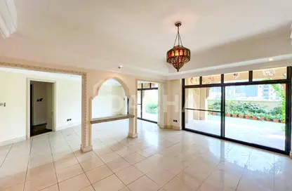 شقة - 2 غرف نوم - 3 حمامات للايجار في العطارين - جزيرة المدينة القديمة - دبي القديمة - وسط مدينة دبي - دبي