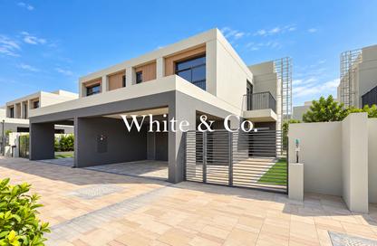 Villa - 3 - 5 for sale in The Pulse Beachfront - The Pulse - Dubai South (Dubai World Central) - Dubai