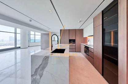 Apartment - 3 Bedrooms - 5 Bathrooms for rent in Jumeirah Living - World Trade Centre Residence - World Trade Center - Dubai