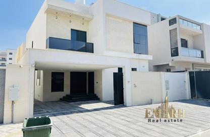 Villa - 5 Bedrooms - 7 Bathrooms for sale in Al Yasmeen 1 - Al Yasmeen - Ajman