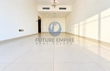 Apartment - 2 - 3 for rent in Dhana 1 - Jumeirah Garden City - Al Satwa - Dubai