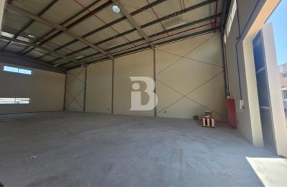 Warehouse - Studio for rent in Al Quoz 1 - Al Quoz - Dubai