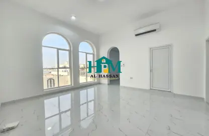 شقة - غرفة نوم - 1 حمام للايجار في مدينة الرياض - أبوظبي